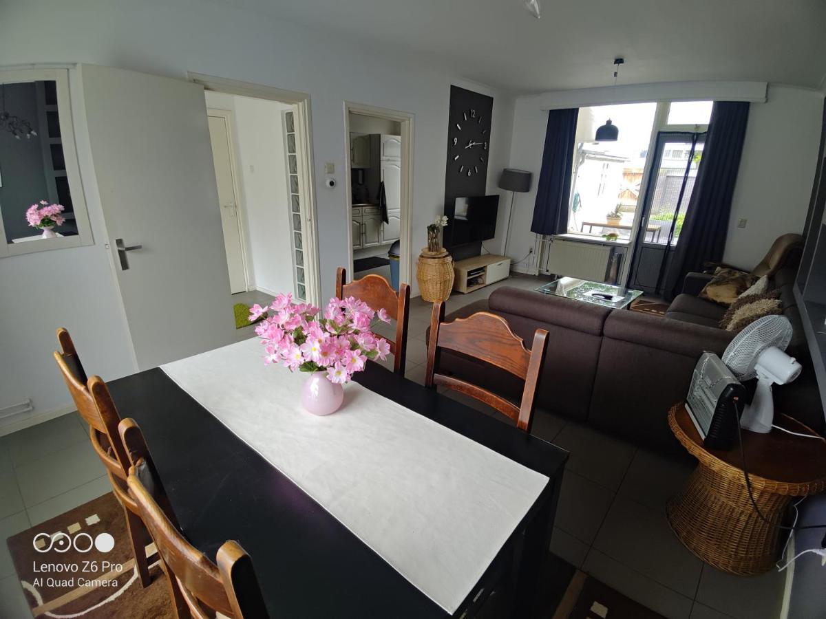 Apartamento Cozy House In Weert Exterior foto