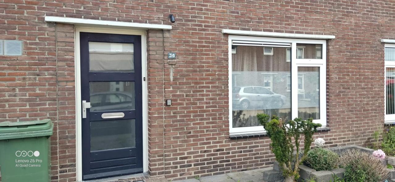 Apartamento Cozy House In Weert Exterior foto